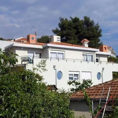 In With Balcony, Air Conditioning, Wifi 4328-4 Apartman *