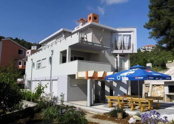 In With Balcony, Air Conditioning, Wifi 4328-4