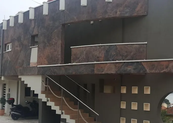 In With Balcony, Air Conditioning, Wifi 4328-4
