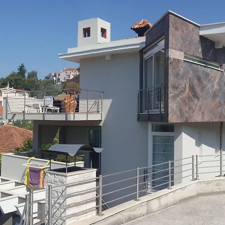 In With Balcony, Air Conditioning, Wifi 4328-4 Apartman *