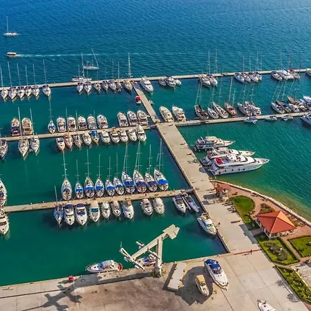 In With Balcony, Air Conditioning, Wifi 4328-4 Trogir