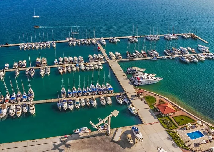 In With Balcony, Air Conditioning, Wifi 4328-4 Trogir